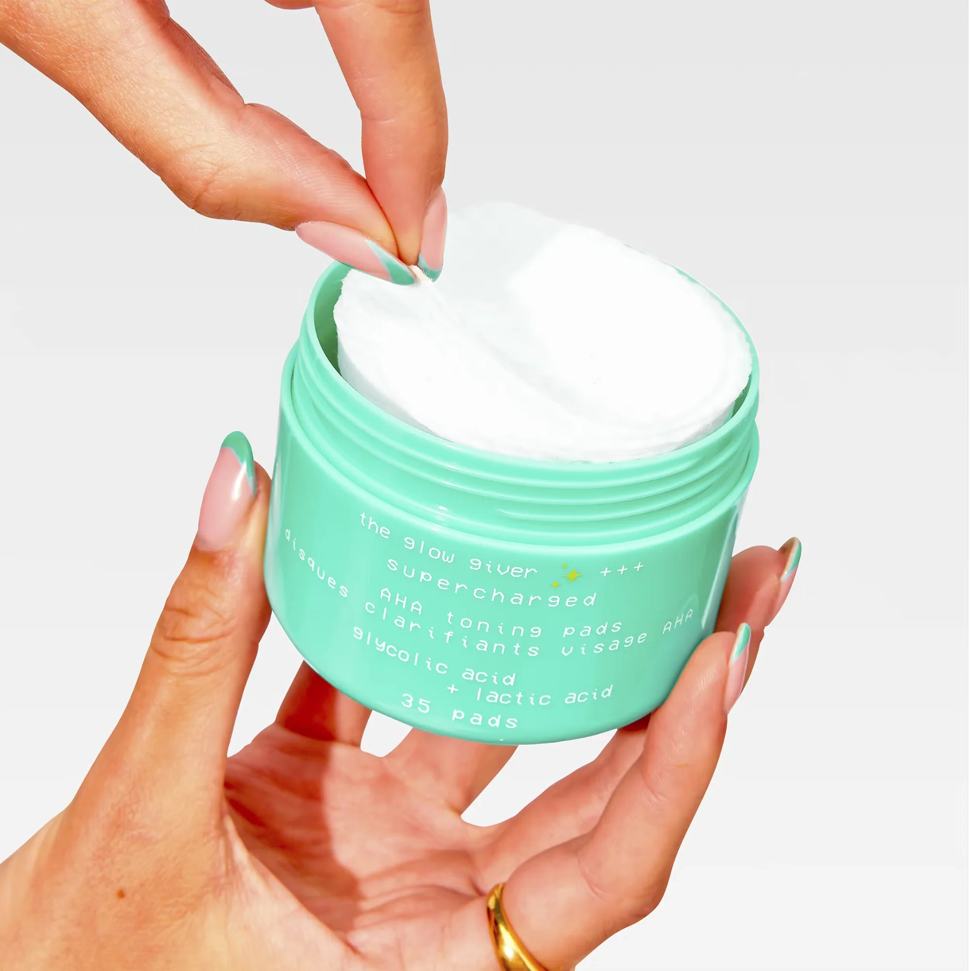 Glow Hub - The Glow Giver AHA Toning Pads - Image 2