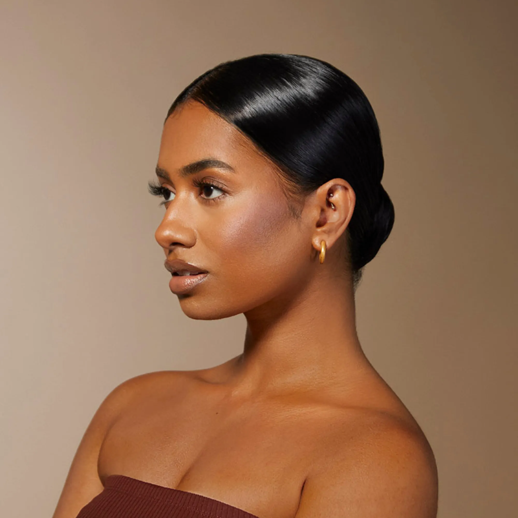 Lockdown Luxe Pressed Powder - Image 10